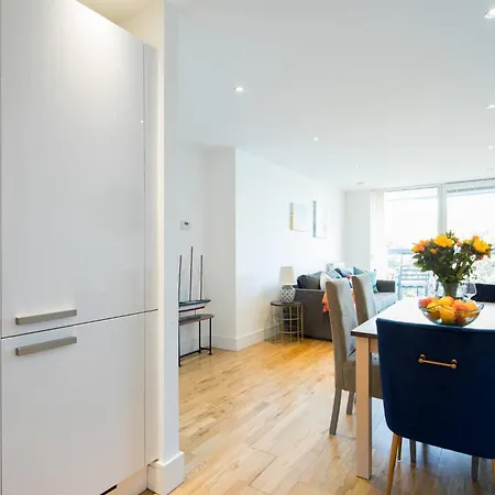 Wild Roses Serviced Apartments - Greenwich London Exterior photo