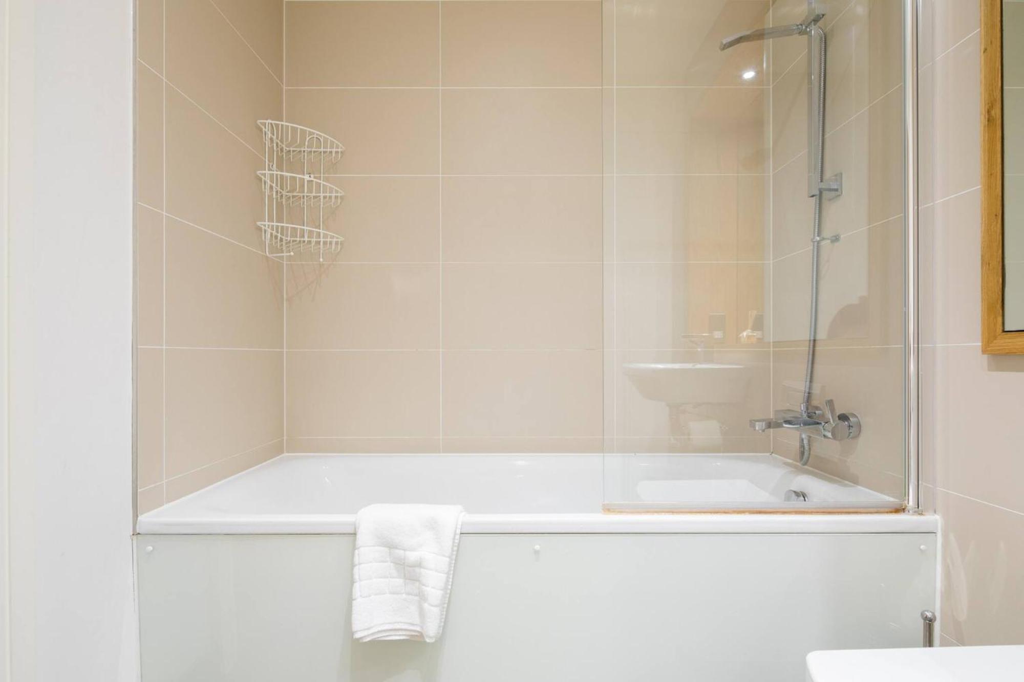 Wild Roses Serviced - Greenwich Apartamento Londres
